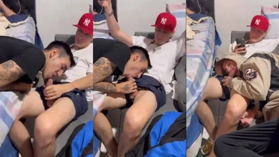 Sucking cock in the frat house