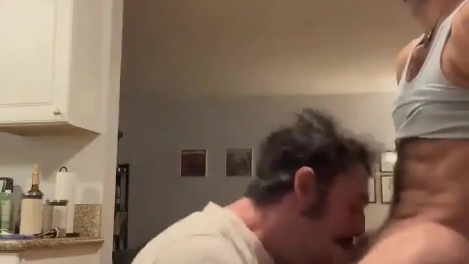 Sucking cock like a maniac - ThisVid.com