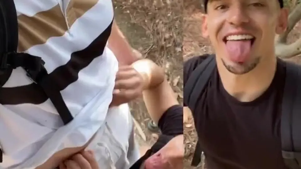 Sucking - ThisVid.com