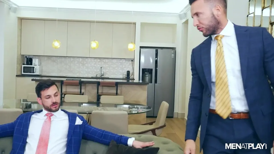 Diego Reyes, Donato Reyes & Javi Gray: Suited Encounter