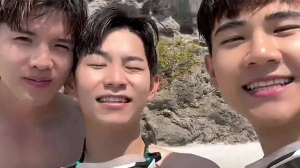 Muscle Boys' Summer Beach Encounter