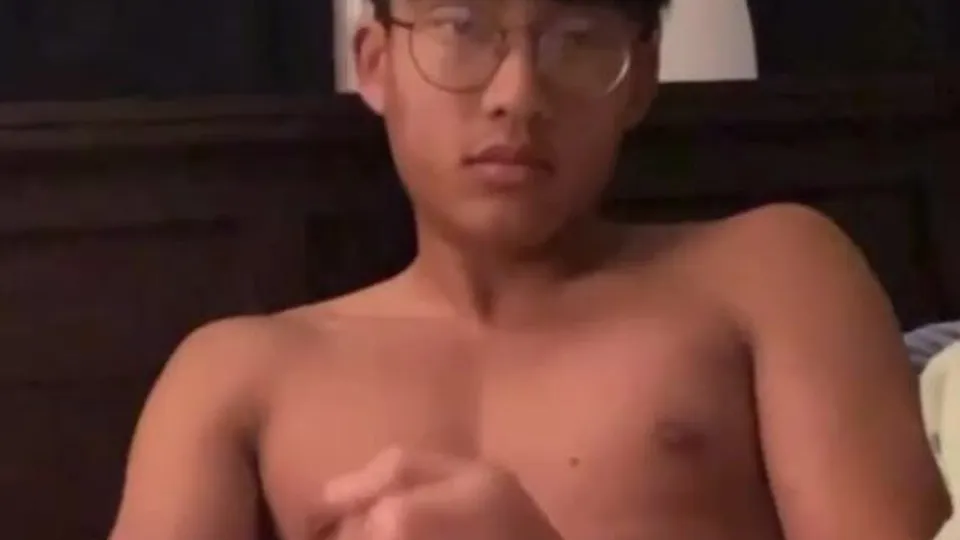 Super hot Asian dude jerk and cum