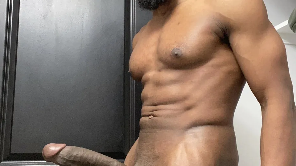 Super *HUNG* bull blows a load - ThisVid.com