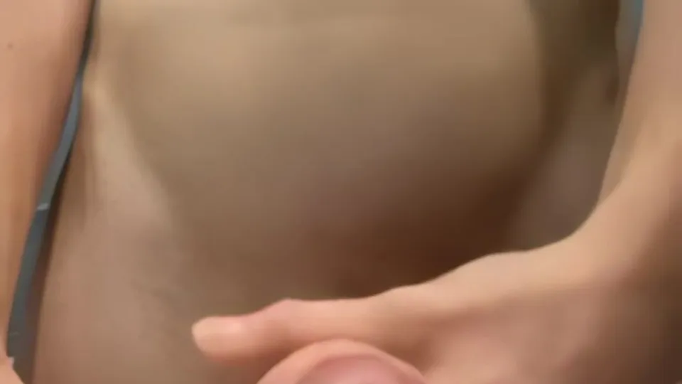 Super Hung teen covers his sink in cum