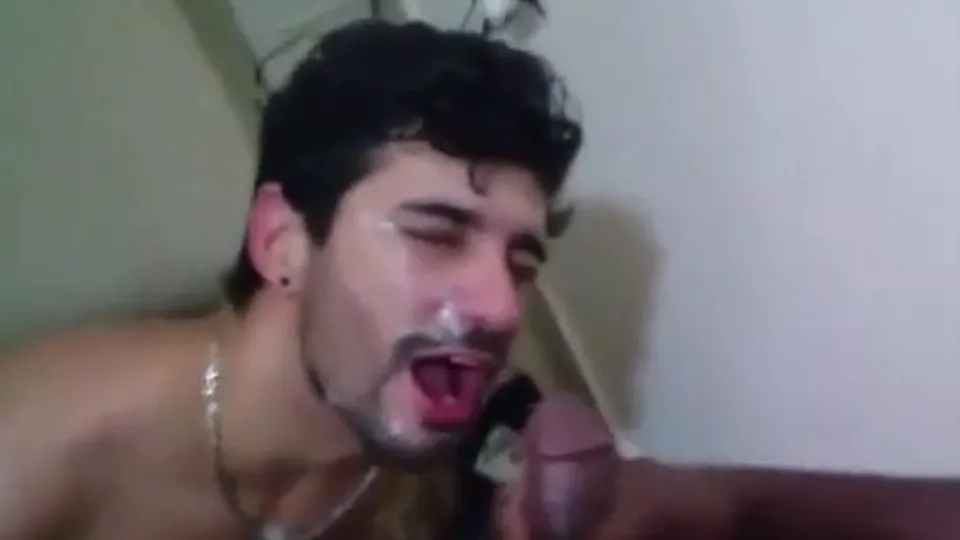 Swallowing experts n°25 - ThisVid.com