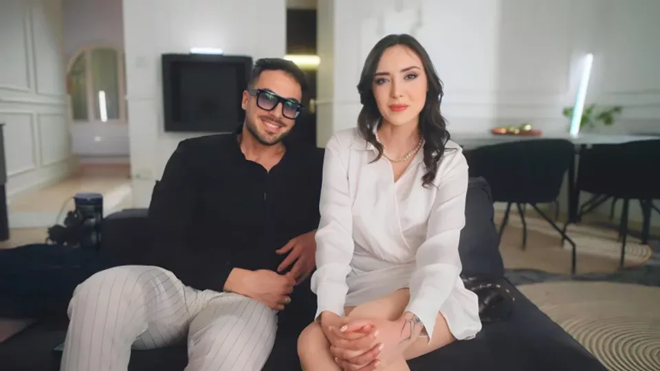 Swinger Couple's Threesome with Landlord