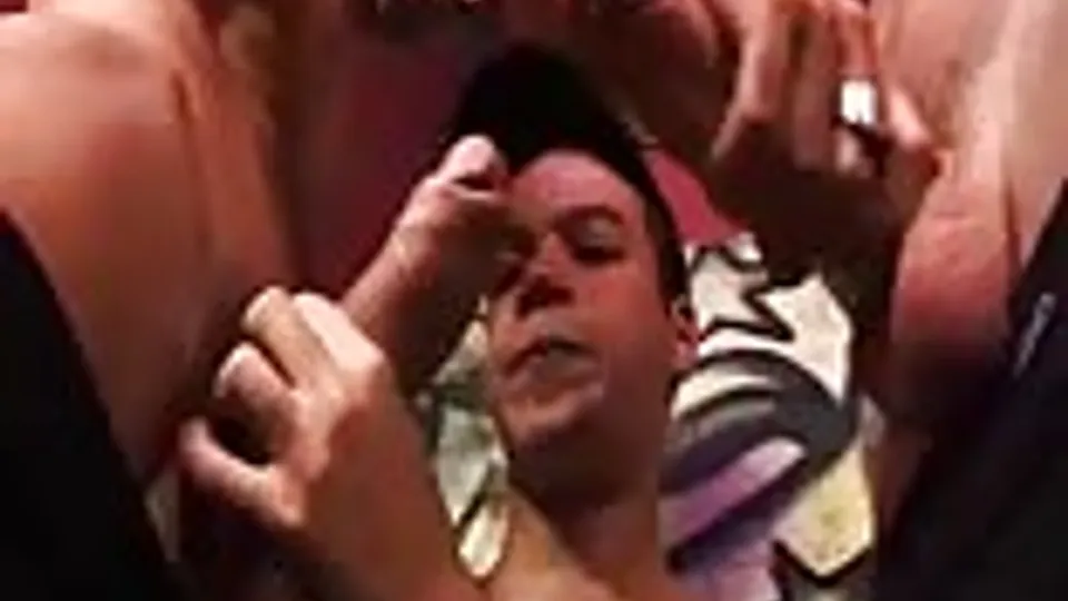 Sword swallower
