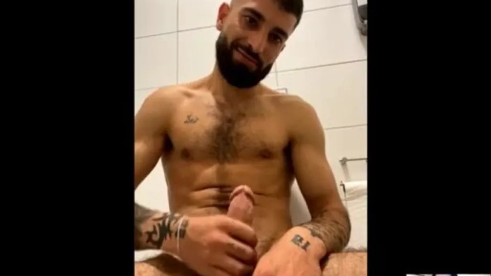 Hairy Arab Gay Threesome
