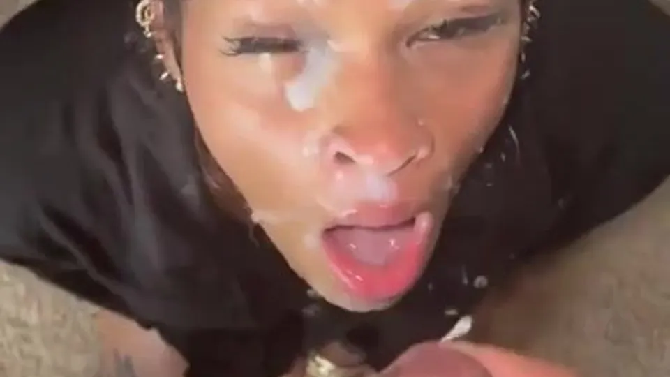 T-Girl Cum Facial
