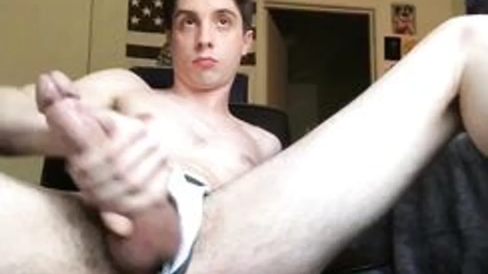 [T64]-[01] Derek from Florida - College jock watches favorite porn