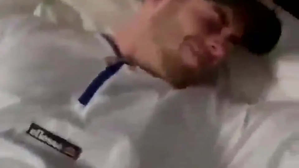 Taking it for the first time. - ThisVid.com