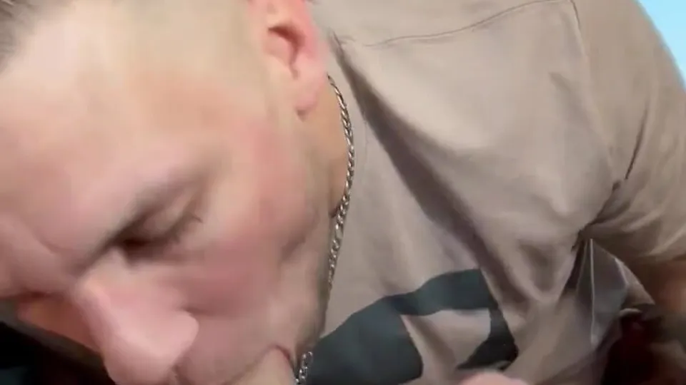 Tasting bro's BWC - ThisVid.com