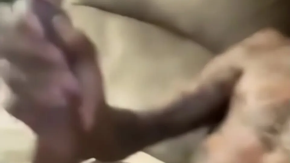 Tattoo Guy Cums - ThisVid.com