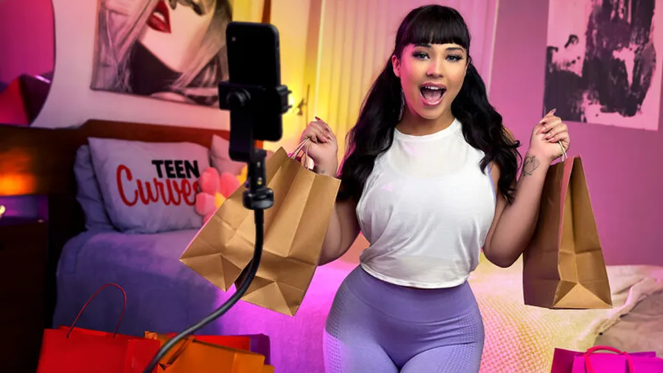 Te*** Curves (TeamSkeet) - Donnie RockBeca Barbie - Thick Influencer Accidentally Fucks in Front of Fans 