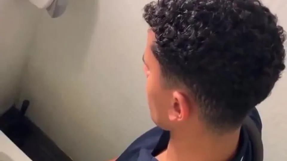 Teen Big Cock piss - ThisVid.com