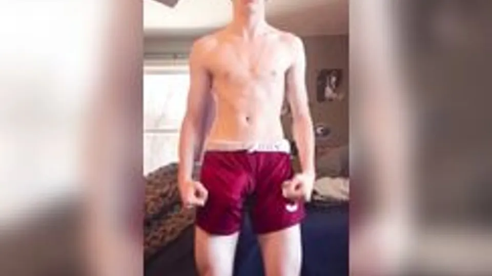 TEEN FLEXING 4 TEEN FLEXING 4