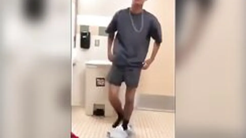 Teen metis jerks off