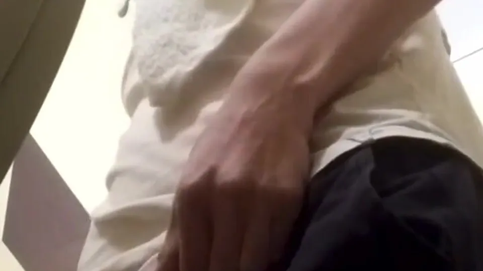 Teen spy piss - video 3 - ThisVid.com