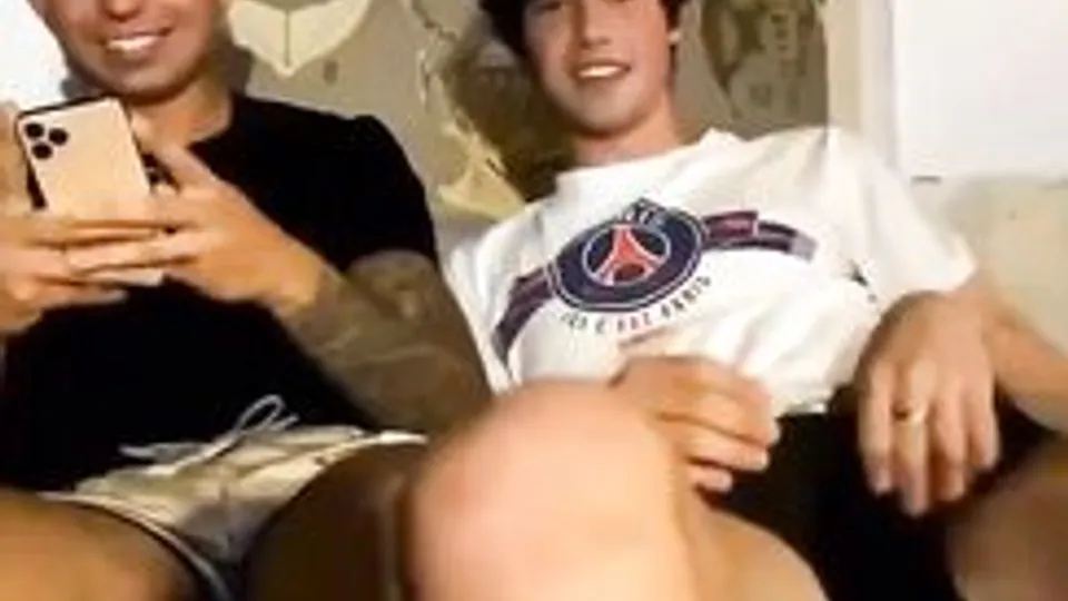 Teen sucks cock⭐️