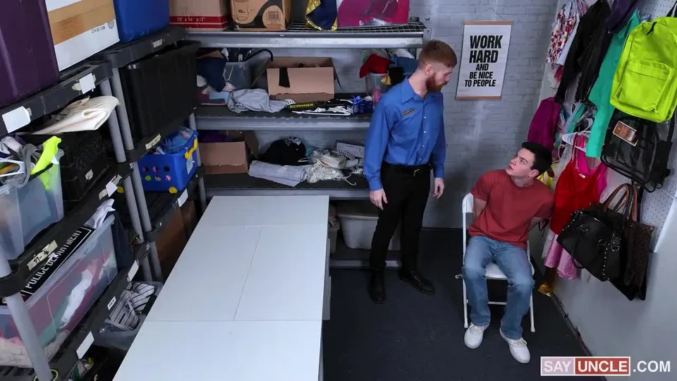 Texas Twink, Big Red – Can You Follow Directions Young Twink Nails Security Guard and Lands a Job.mp4