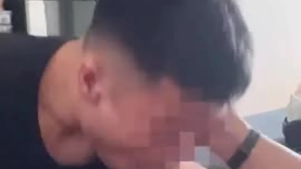 Thai Gay Deep Throat