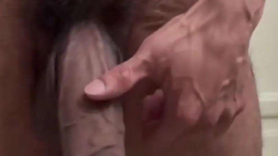That's ... heavy piss - ThisVid.com