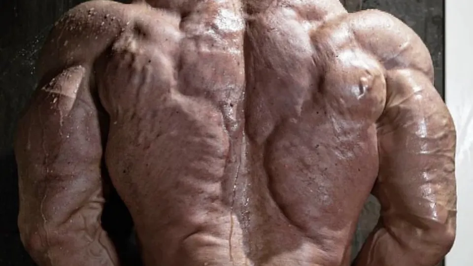 The incredible Mattia Vecchi - ThisVid.com