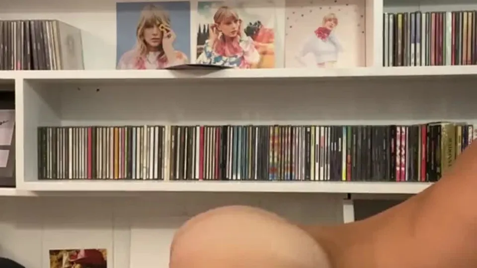 [TheoMDNA aka frenchmonsieurx] Poppers and a bitch.mp4