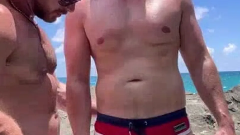 The.Scuffy.Texan – mouth job on the resort beach
