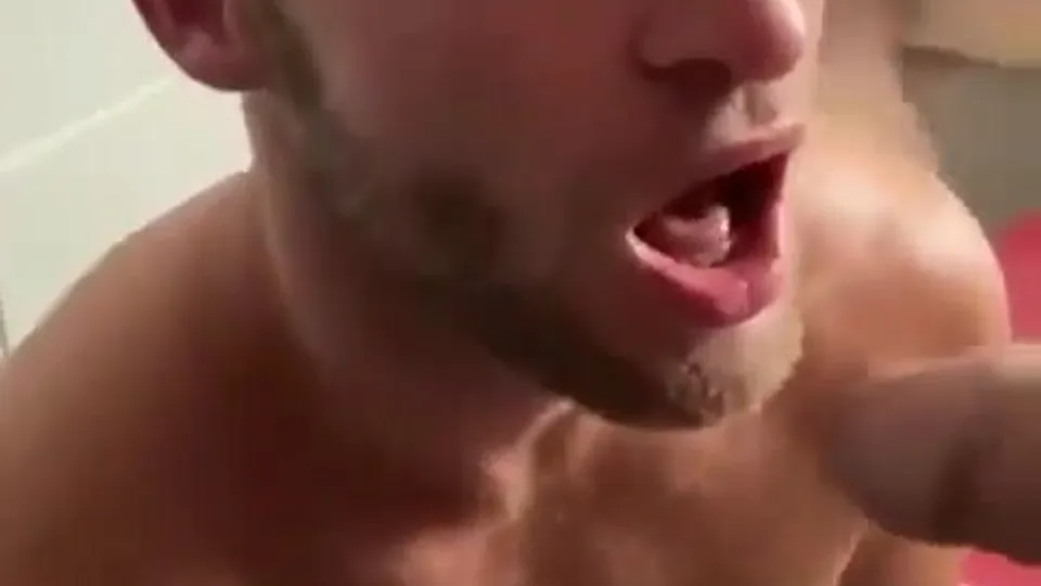 Thirsty boy - video 8 - ThisVid.com