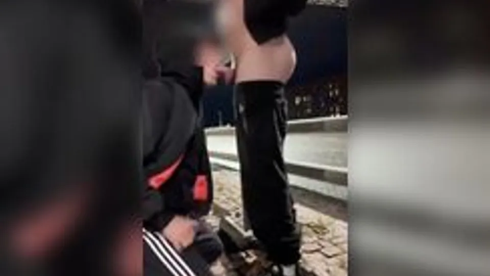 Thomas: I love extreme sex cam porn public