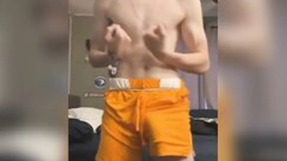 Buff Twinks Masturbate Together