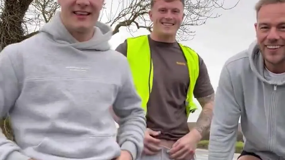 Three uk boys changing outside 4 - ThisVid.com