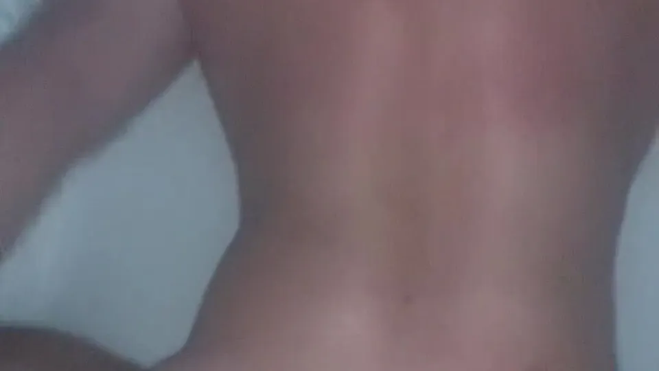 Threesome with big bubble butt hunk - ThisVid.com