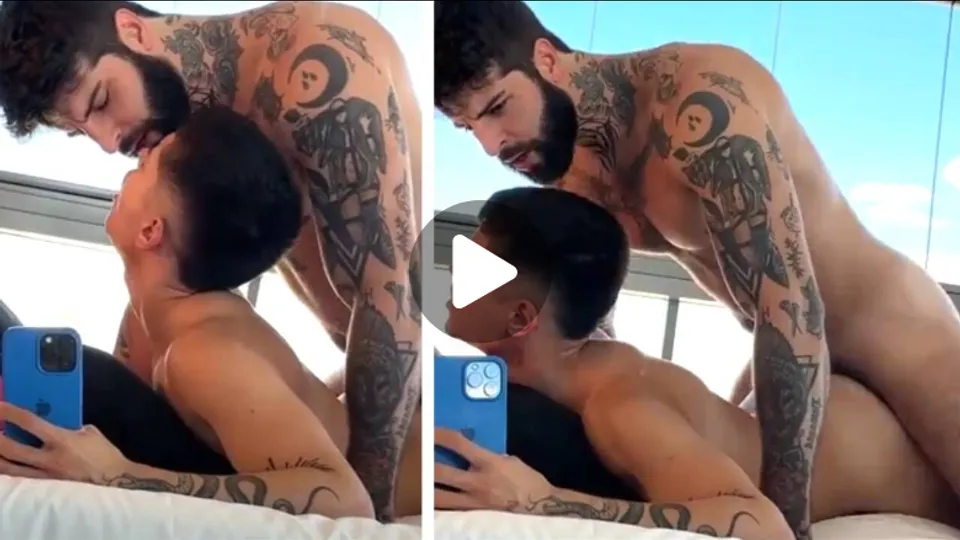 Tight butt makes a tall dark handsome hunk comes TWICE HANDSFREE
