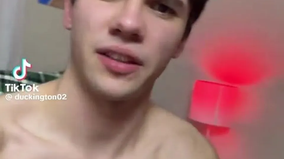 Duckington Gay Encounter