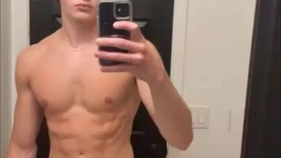 Tiktok jock jerks off