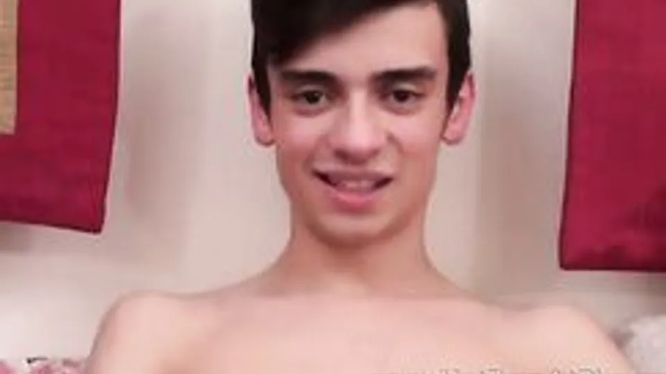 TINY TWINK HOT BOY @ PLAY