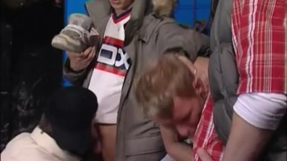 Skater Boys Get Intimate