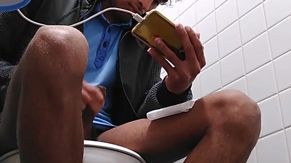 Toilet bs 13- An Indian Wanker - ThisVid.com