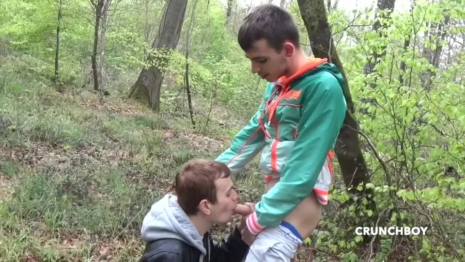 Tony Fucked By A Sexy Twink In Cruising Forest Exhib