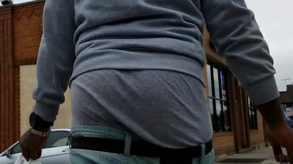 Shameless Saggers Caught in Action