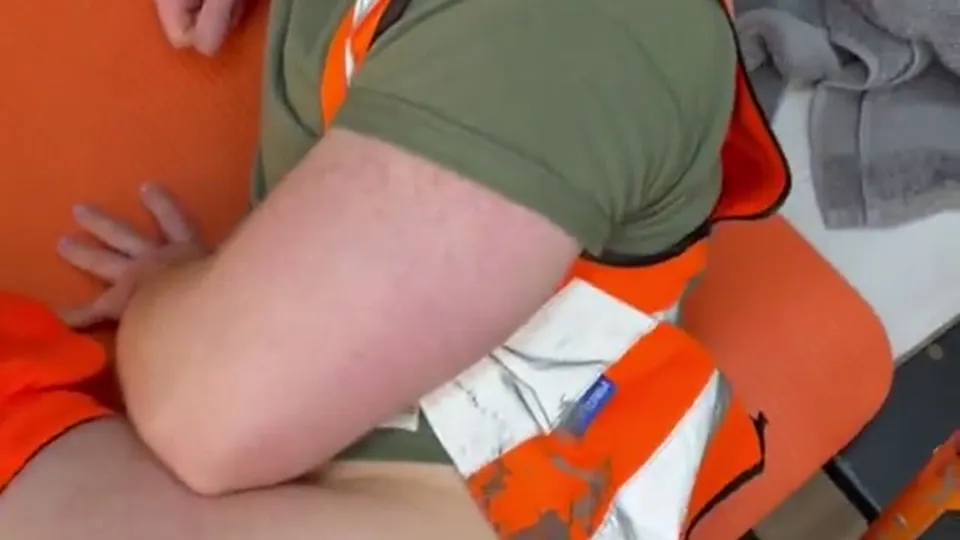 Angus and Red Hot Rider's Intimate Encounter