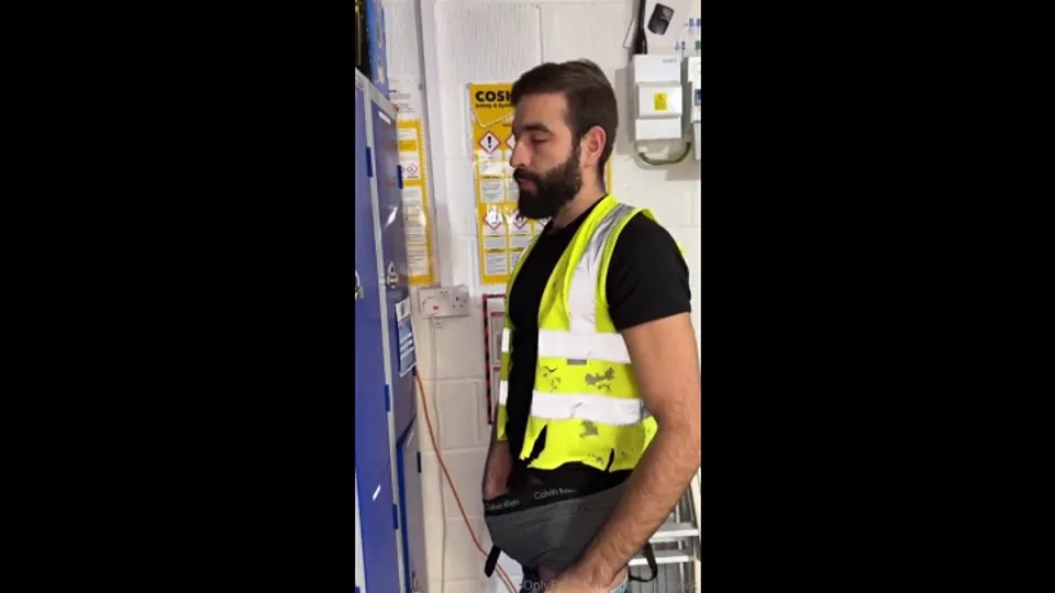 tradesmancock & leandro hairydomxl  — PornOne ex vPorn