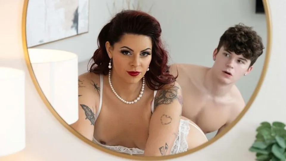 Trans Angels - June FerrariSilas Brooks - Experienced MILF Offers Stepson JOI 