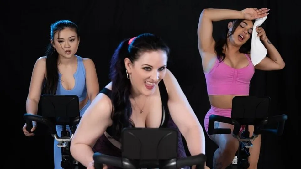 Trans Angels - Lulu ChuEva Maxim - Spinning N Squirting 
