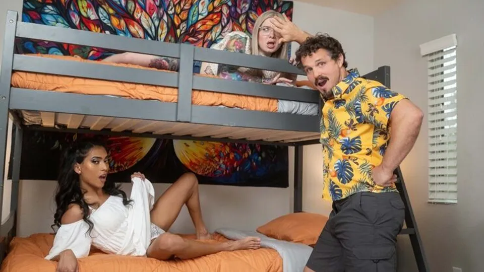 Trans Angels - Robby ApplesChanel Chance - Hostel Peeper Gets Some Dick 