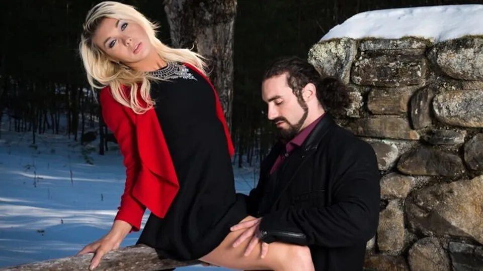 Trans Sensual - Aubrey KateJaxton Wheeler - TS Blondes Have More Fun Scene 1 