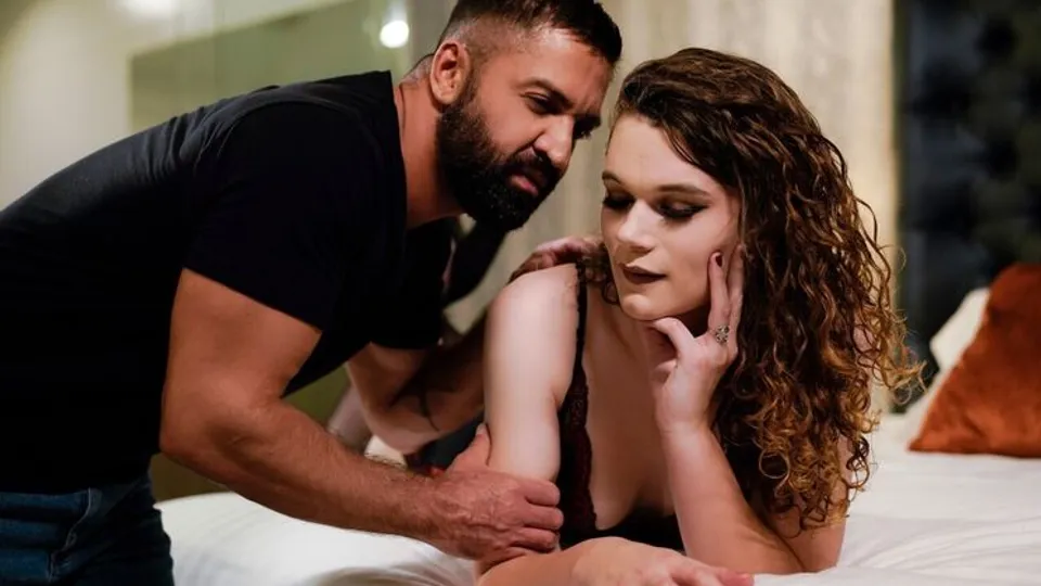 Trans Sensual - Dominic PacificoNicole Knight - TS Adventures Scene 4 