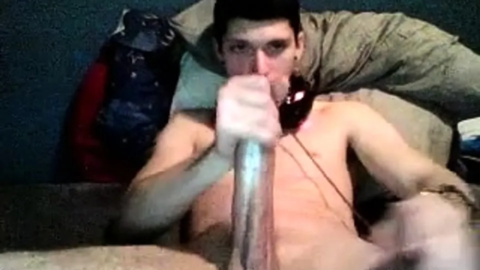 Trashy Sauna Gays Stroking Their Huge Cocks at Nuvid